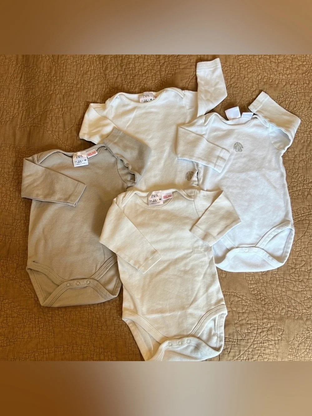 Zara Baby Neutral Onesie and Leggings Set Bundle